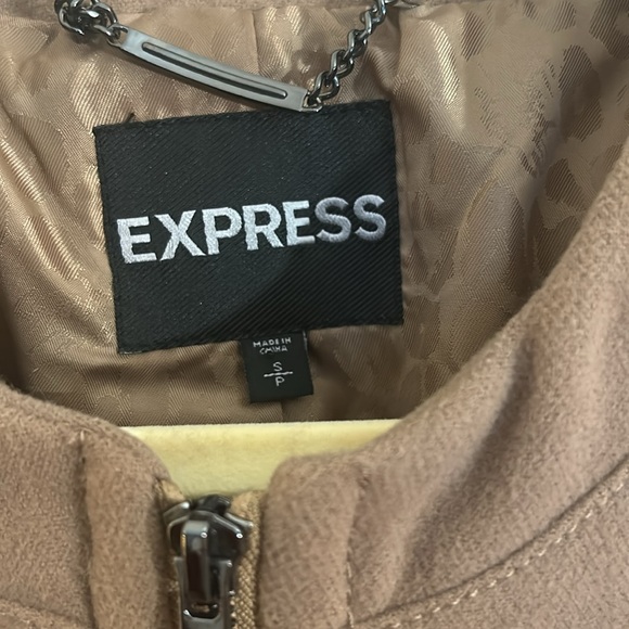 🐾 Express size a tan blazer - Picture 2 of 11